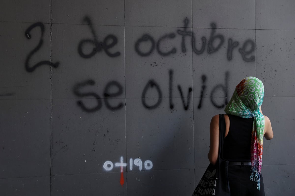 En Directo La Marcha Por El Aniversario De La Matanza De Tlatelolco