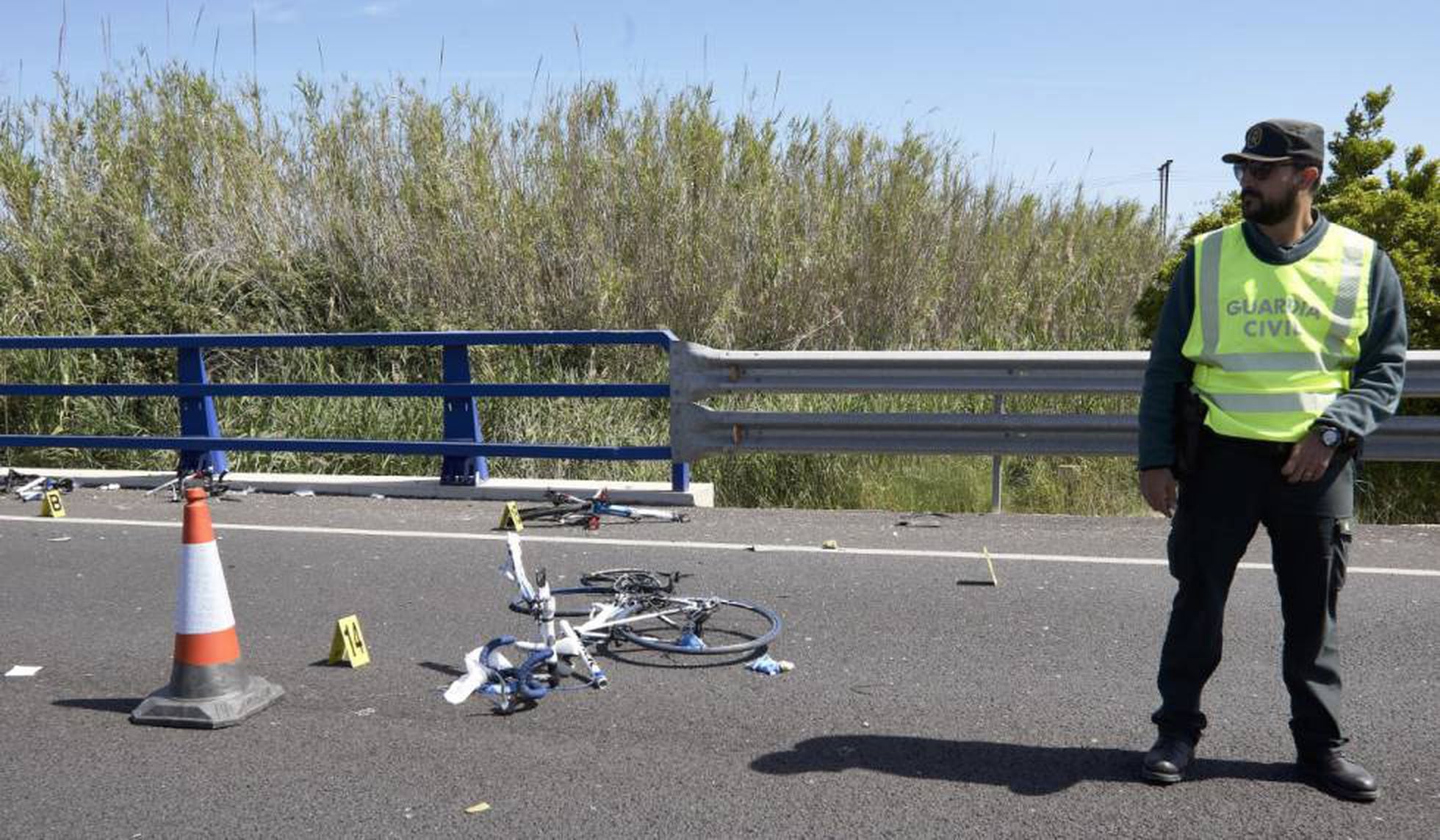 Un Camionero Atropella A Un Ciclista Y Se Da A La Fuga En Ciudad Real