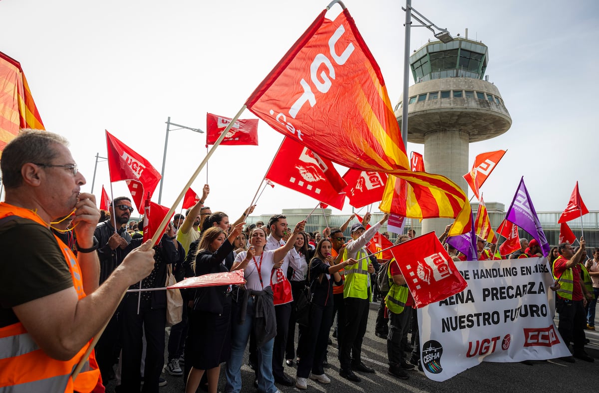 UGT Y CC OO Anuncian Una Huelga Del Personal De Tierra De Iberia Entre