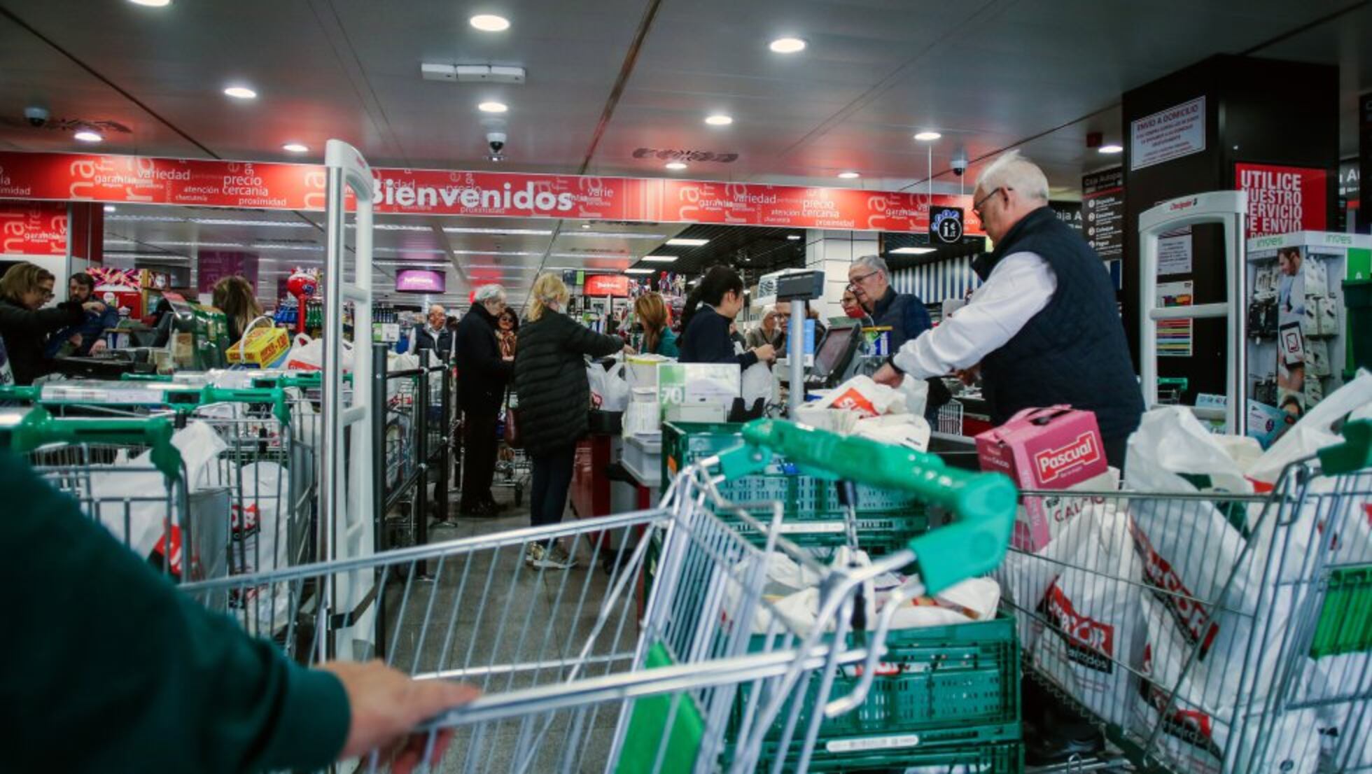 La Masiva Afluencia En Los Supermercados De Madrid En Im Genes Fotos