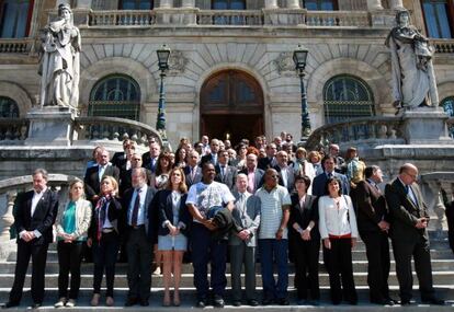 Concentración en el Ayuntamiento de Bilbao de rechazo a las agresiones