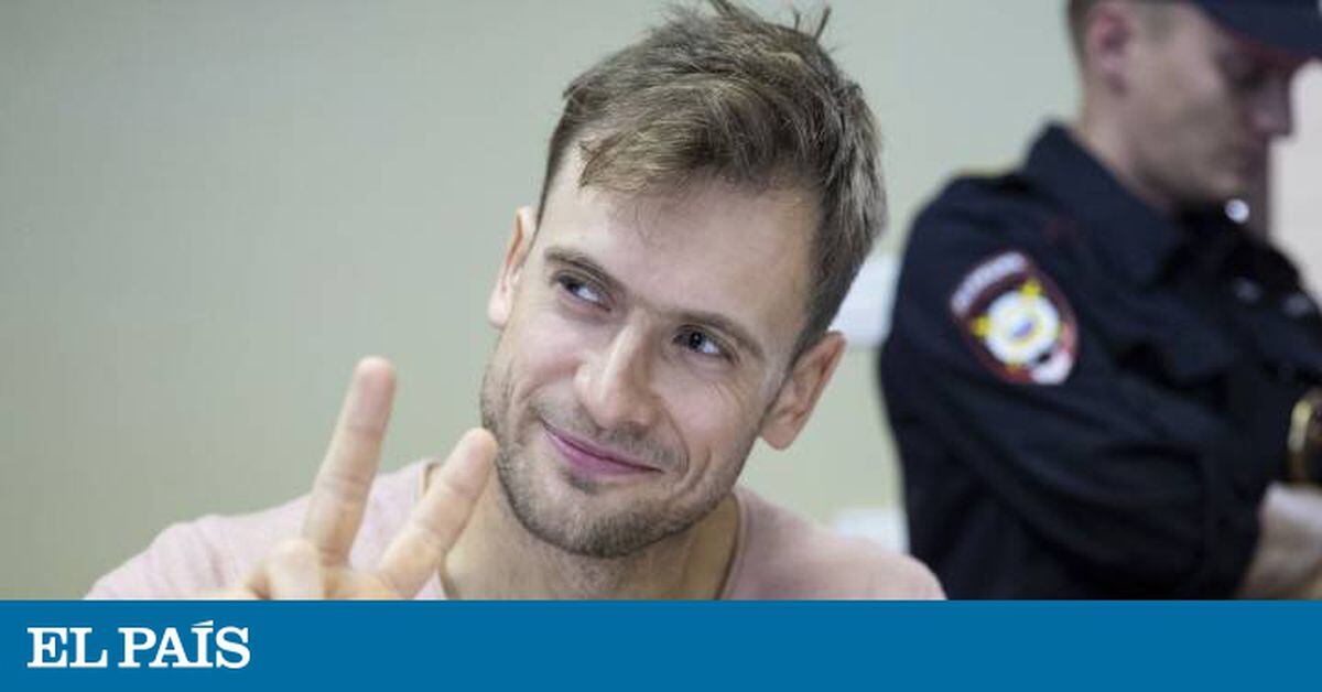 El activista de Pussy Riot hospitalizado en Moscú se recupera y será