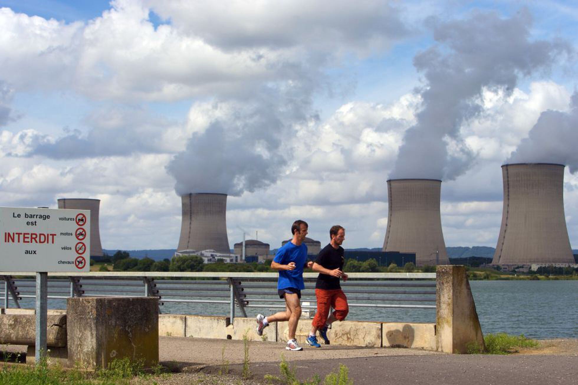 El debate sobre el futuro de la energía nuclear divide a Europa