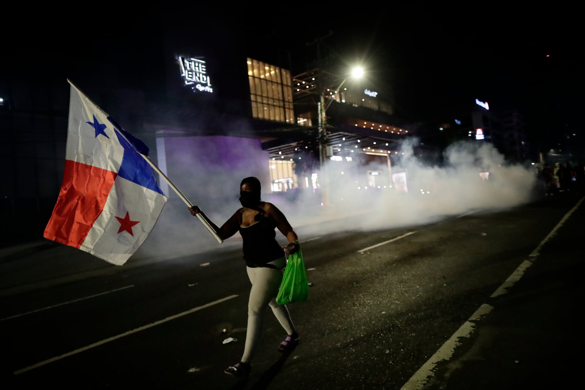 Protestas masivas en Panamá en rechazo a una concesión para explotar la