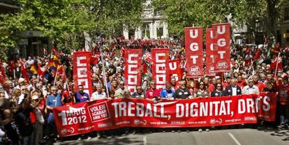 Más de 40 000 personas defienden en la calle el Estado del bienestar