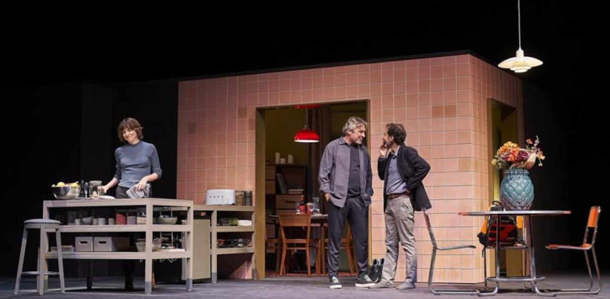 La Hilarante Comedia De Cesc Gay 53 Diumenges Triunfa En El Romea