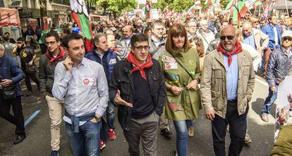 Patxi L&oacute;pez junto a Idoia Mendia y Jos&eacute; Antonio Pastor.