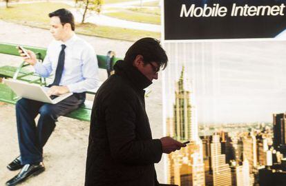 Los dispositivos móviles se han convertido en una herramienta de trabajo indispensable. 2013