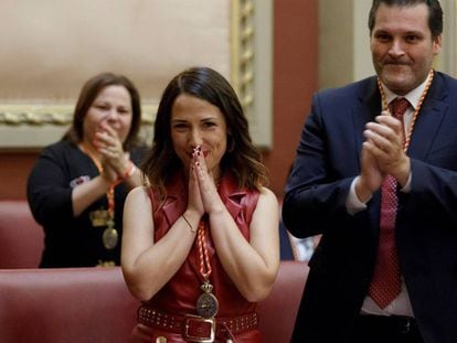 La socialista Patricia Hernández, tras ser elegida alcaldesa de Santa Cruz de Tenerife.