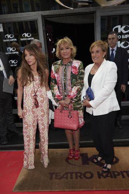 De izquierda a derecha, María Patiño, Mila Ximenez y Chelo García Cortés.