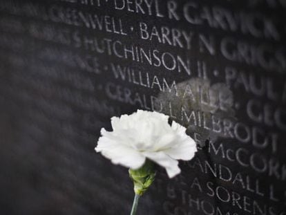 Homenaje en el Memorial de la Guerra de Vietnam en Washington.