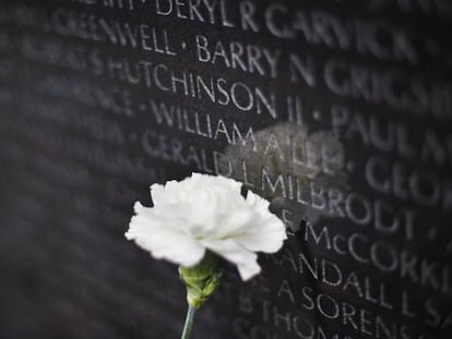 Homenaje en el Memorial de la Guerra de Vietnam en Washington.