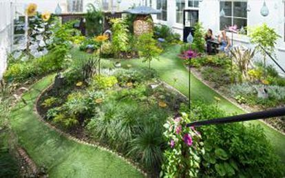 El jardín Cuento de Hadas del Hotel Droog fue proyectado por los diseñadores franceses Claude Pasquer y Corinne Détroyat.