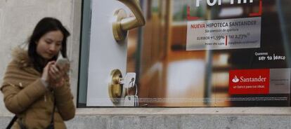 Oferta hipotecaria en una sucursal bancaria de Madrid.