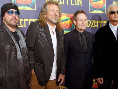 Robert Plant, segundo por la izquierda, junto al resto de Led Zeppelin en 2012.