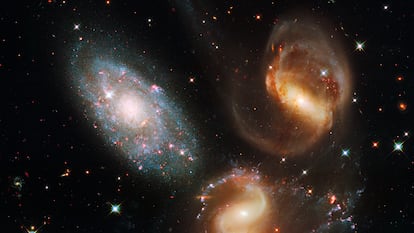 Las nuevas imágenes del telescopio ‘James Webb’ muestran planetas gigantes, estrellas agonizantes y galaxias chocando a altísima velocidad