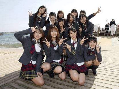 Algunas componentes del grupo japon&eacute;s AKB48.