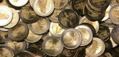 En la imagen, monedas de dos euros