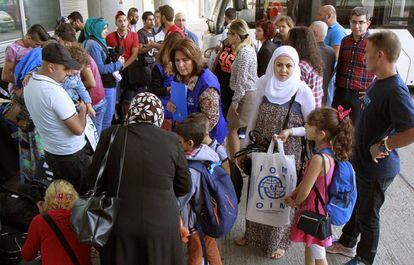 Llegada a Madrid de 36 refugiados sirios procedentes de Grecia.