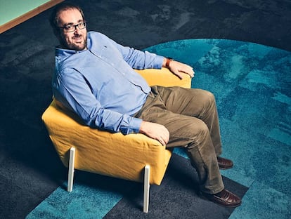 Enric Asunción (Barcelona, 1985) es cofundador y CEO de Wallbox. Es ingeniero industrial y ha trabajado en Applus Idiada y en Tesla. Su cargador universal funciona ocho veces más rápido que uno convencional.