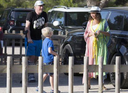 Boris Becker, Lilly Becker y su hijo Amadeus el pasado verano en Ibiza.