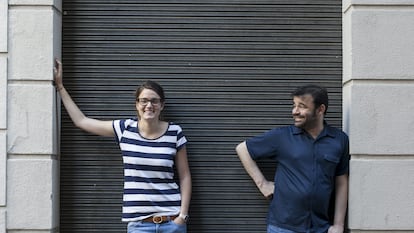 La fotógrafa Laura Uranga y el redactor Pablo Ferrer.