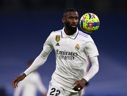 Rüdiger, en el derbi del Bernabéu del 25 de febrero.