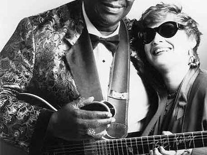 B. B. King y Diane Schuur.