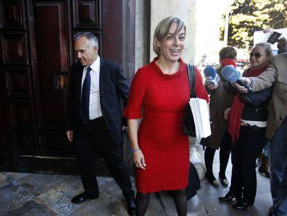 Sonia Castedo, alcaldesa de Alicante, en la entrada del Tribunal Superior de Justicia de la Comunidad Valenciana.