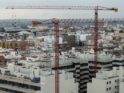 Construcción de vivienda nueva en Madrid.
