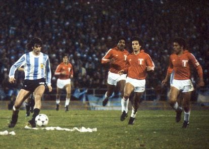 La novela 'La pena máxima' sucede durante el Mundial de 1978.