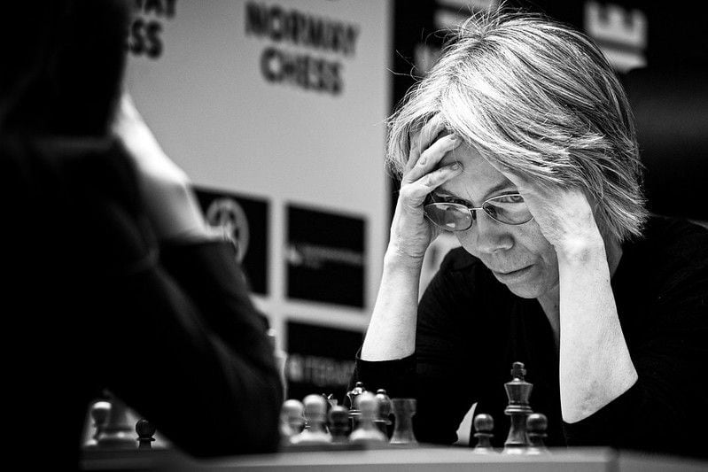 Pía Carmling, durante su partida de este martes en el Norway Chess