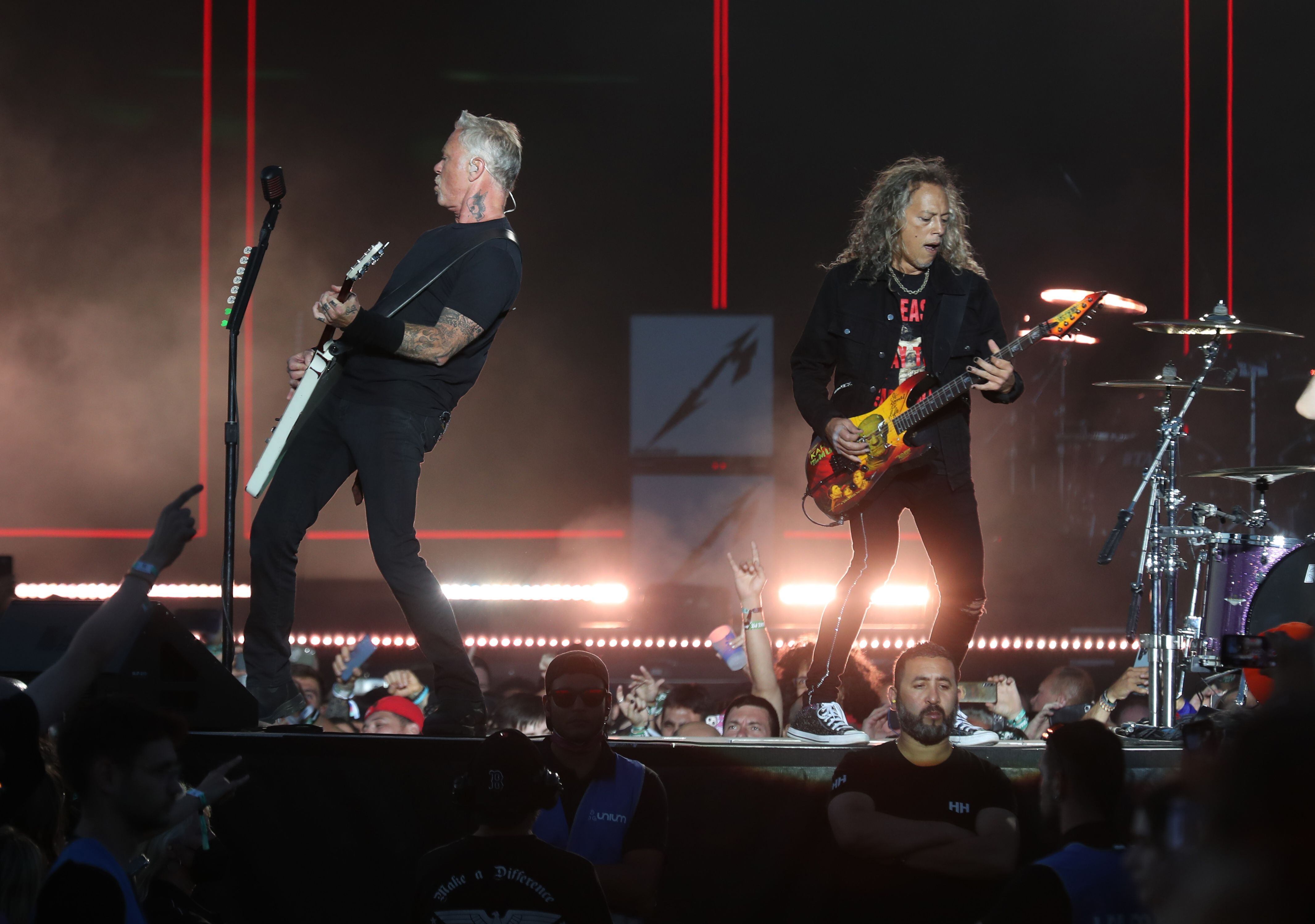 James Hetfield y Kirk Hammett durante el recital.