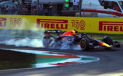 El coche de Checo Pérez, durante el Gran Premio de Italia, este domingo.