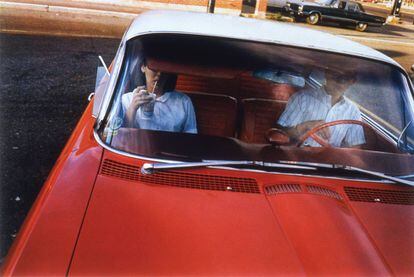 Imagen de la serie &#039;Los &Aacute;lamos&#039; (1965-1968), de William Eggleston.