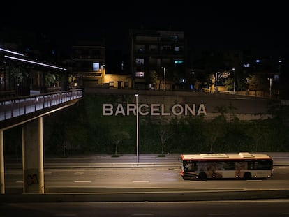 Acceso a Barcelona por la Meridiana en la quinta semana de confinamiento.