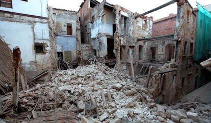 Ruinas del edificio hundido en Tarragona la madrugada del jueves.