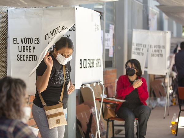 Elecciones: El PRI arrasa en 16 distritos en las elecciones de Coahuila y en Hidalgo obtiene 32 municipios | EL PAÍS México