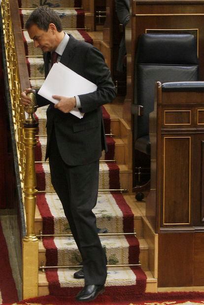 El presidente José Luis Rodríguez Zapatero, en el Congreso.