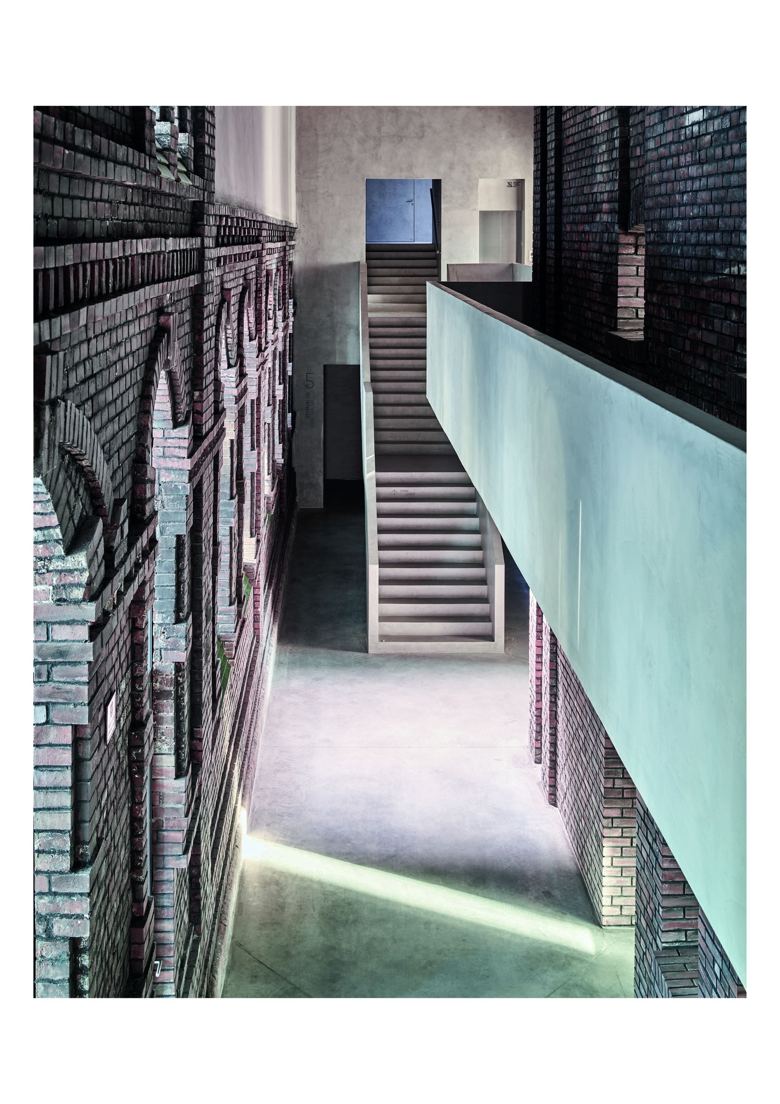 Interior del centro de arte.