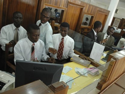 Akuapem Rural Bank de Mamfe, en Ghana.