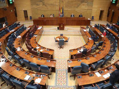 Imagen panorámica del pleno de la Asamblea de Madrid.