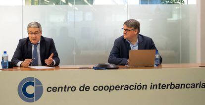Herminio del Campo, director general del CCI, y Antonio Ramos, CEO de LEET Security, en la presentación del proyecto a las empresas.