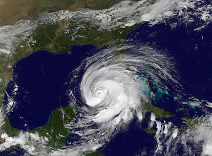 Imagen de la trayectoria del huracán en el Caribe hacia Texas.