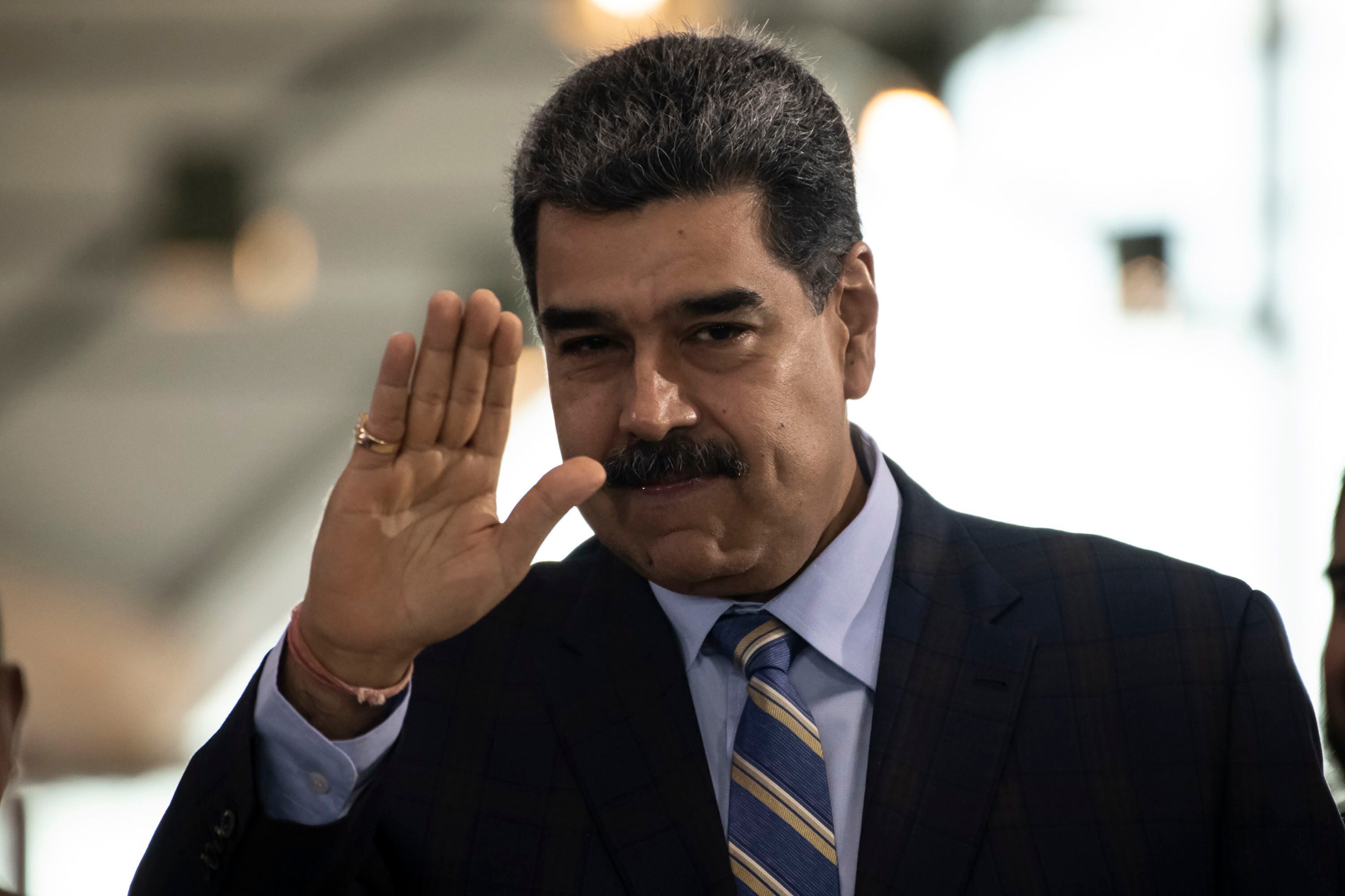 Nicolás Maduro, llega a una reunión con el 'Consejo Nacional de Economía Productiva' en Caracas, Venezuela.