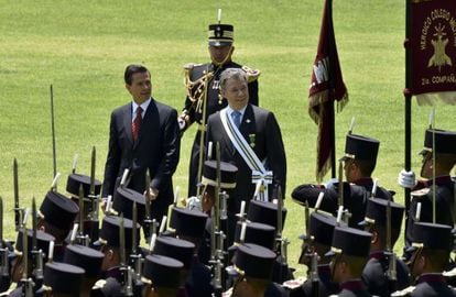 Enrique Peña Nieto y Juan Manuel Santos, en México.
