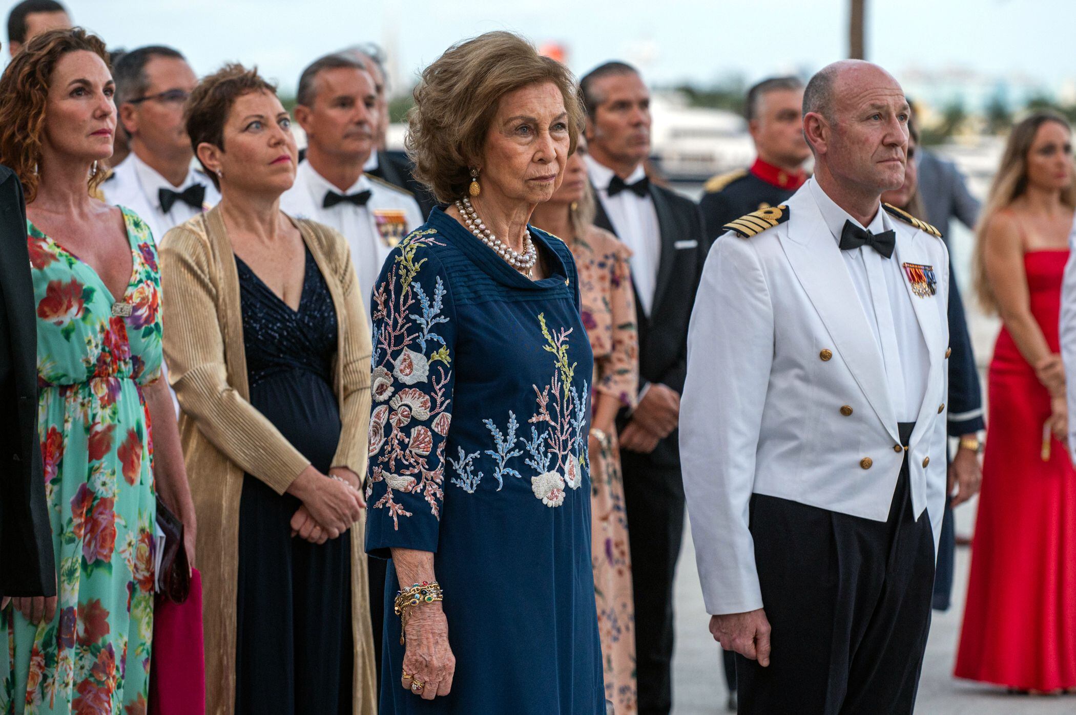 La reina emérita Sofía, este miércoles durante un acto de arriado de bandera en el Bayfront Park de la Bahía Vizcaína en Miami, Florida.