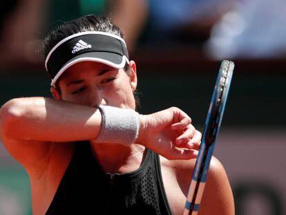 Muguruza se lamenta durante el partido contra Halep.