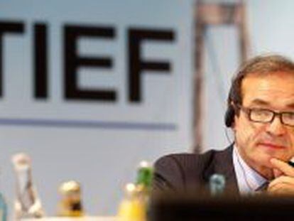 El presidente de la constructora alemana Hochtief, Marcelino Fern&aacute;ndez Verdes, presenta el balance de 2012 de la compa&ntilde;&iacute;a en D&uuml;sseldorf (Alemania).