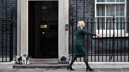 La primera ministra, Liz Truss, reciba a su homóloga danesa, Mette Frederiksen, en el 10 Downing Street este sábado.